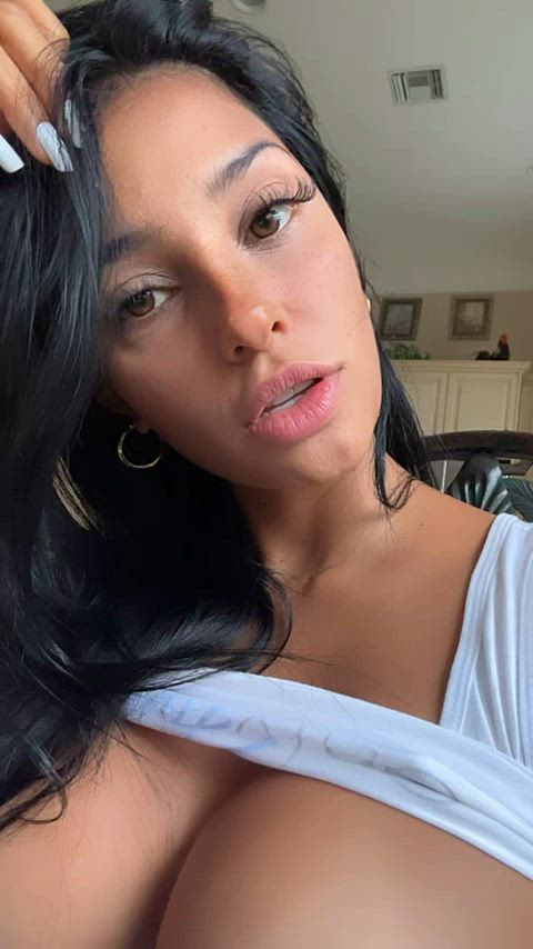A very short tease before showing you my naked body - free porn video