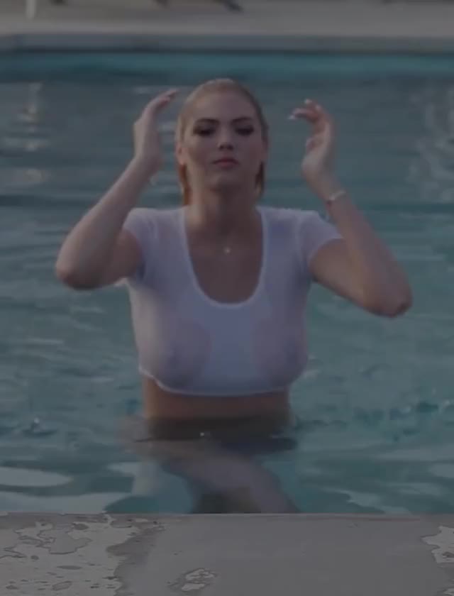 Kate Upton's famous wet t-shirt clip, now 10 years old. (2012) - free porn video