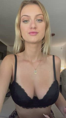 Beautiful big-boobied blonde in black. :) - free porn video