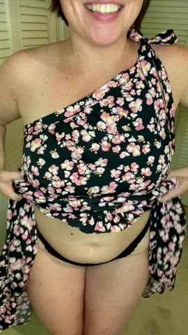 Nerdy. Dirty. Flirty and Curvy. - free porn video