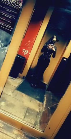 Goth girls give the best head ;) - free porn video