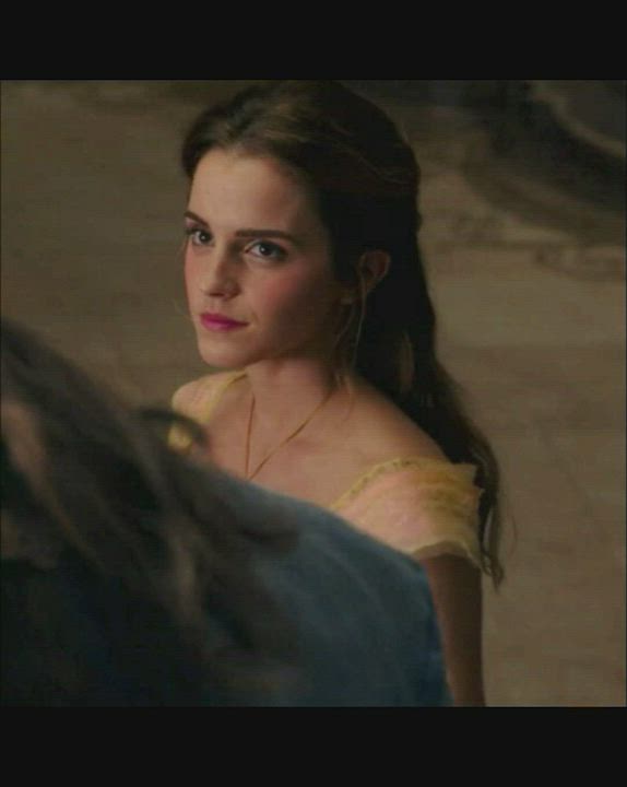 One minute of Emma Watson sexiness - free porn video