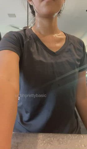 Are sweaty gym flashes appreciated here? [GIF] - free porn video