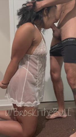 Beautiful thick girl does a great job of swallowing my cock - free porn video