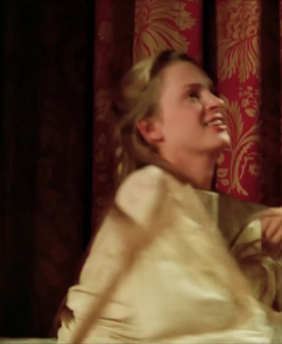 Uma Thurman in Dangerous Liaisons - free porn video