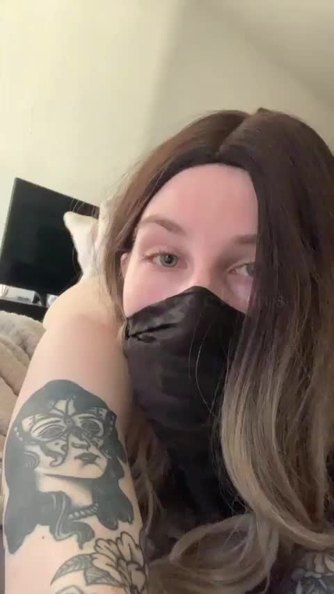 Can I help with your morning wood? - free porn video