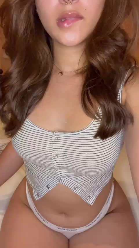 Like my filipina tits? - free porn video