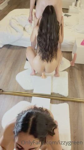 Giving herself a facial while bouncing on her dildo - free porn video