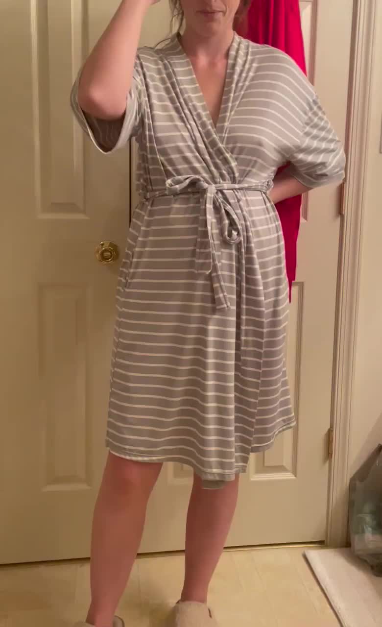 31yr old mom of 4. I hate birth control so hope you don’t mind it raw - free porn video