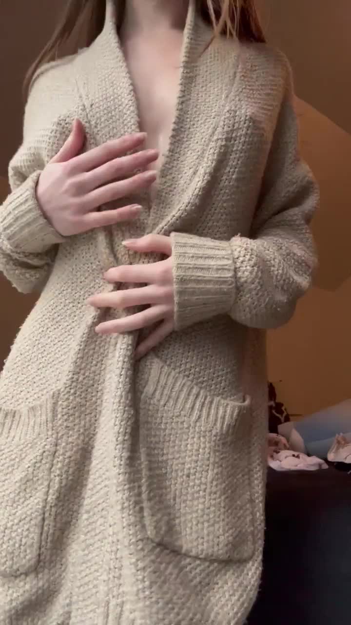 Haha my nipples always give me away. No way to hide when I’m horny! - free porn video