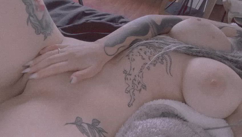 Not just another pair of big tits, but a tight little pussy too 😘 - free porn video