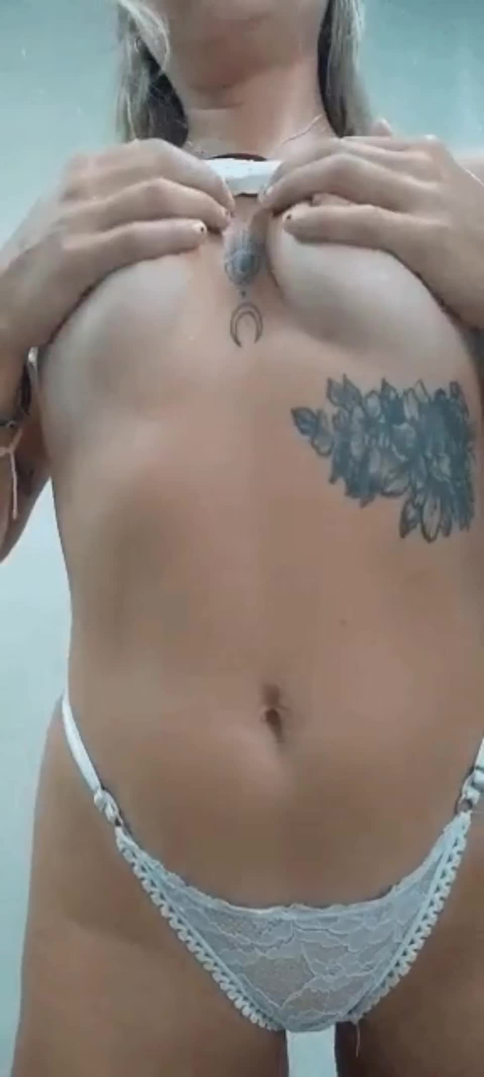 I'm going crazy! I really need a hot, fat DADDY ? - free porn video