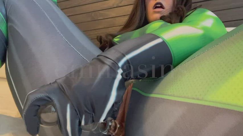 shego always keeps up with her anal training!! (u/emmasins_) [kim possible] - free porn video