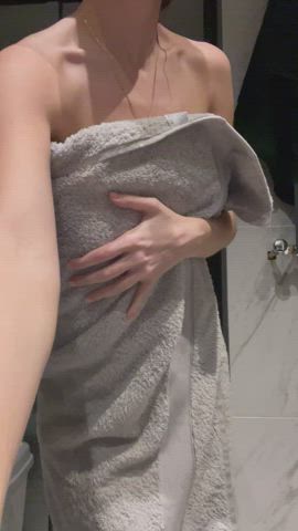 You can join me in shower ;) - free porn video