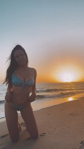 would u fukk a 19yo aussie girl on the beach while the sun is going down under.. - free porn video