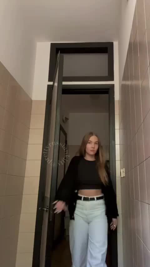 I want you to pound me against the walls in my office bathroom - free porn video
