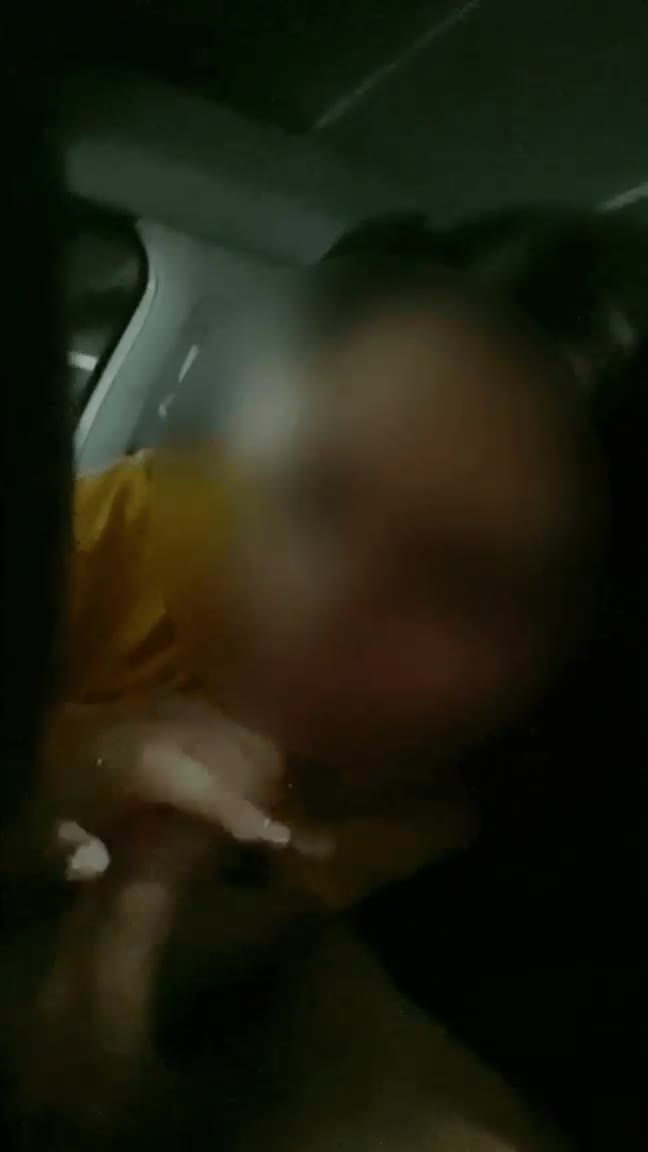 I love when we go back to the mall parking lot, and he pulls out his dick and tells me to suck it all over - free porn video