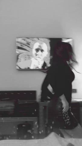 Reverse Cowgirl Skirt Trade - free porn video