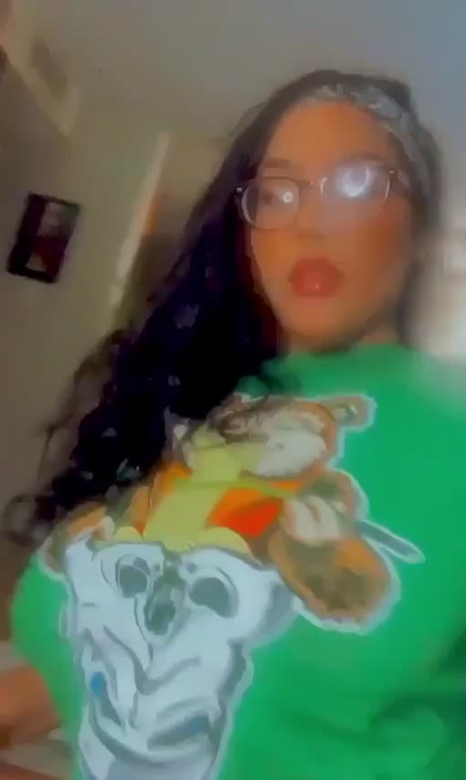 Fine Busty Latina - free porn video