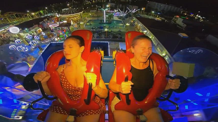 Wind blowing off dresses on slingshot ride - free porn video