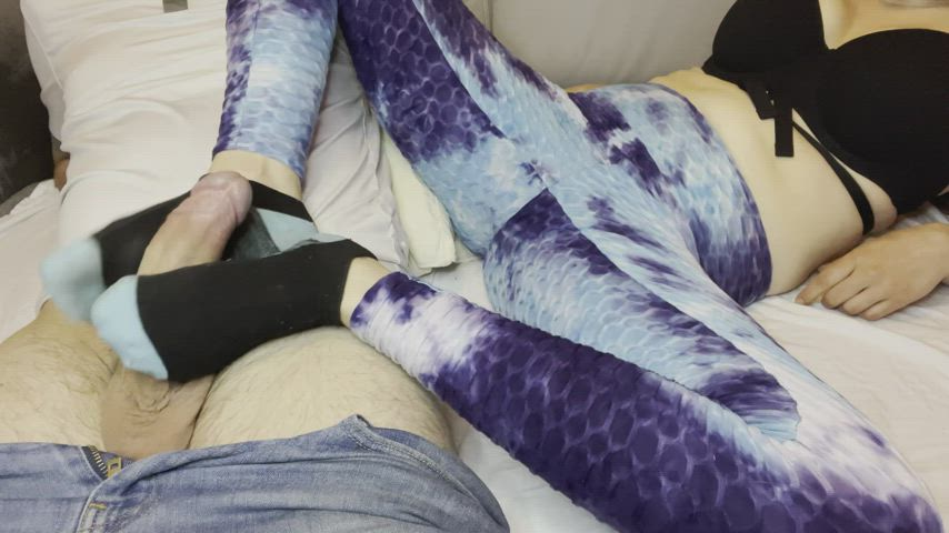 I'll lick your cum off my feet - free porn video