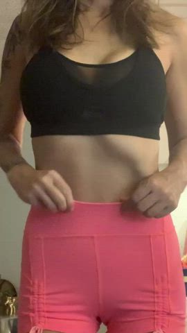 It feels so good to take my bra off after a workout - free porn video