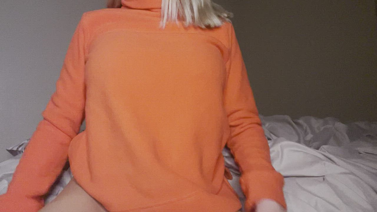 Is anyone awake and as horny as me🤤💦 - free porn video