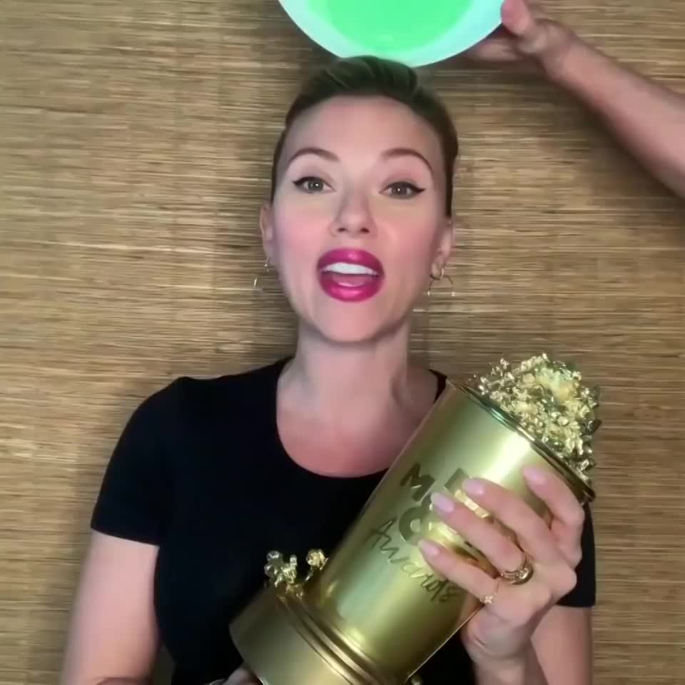 Scarlett Johansson [MTV Movie & TV Awards] - free porn video
