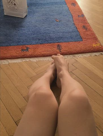 Let me give you a rough footjob! - free porn video