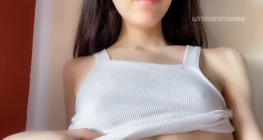 My little tits need a lot of kisses today 🥰 - free porn video