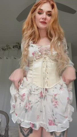 One stiff breeze and my whole ass is exposed! [f] - free porn video