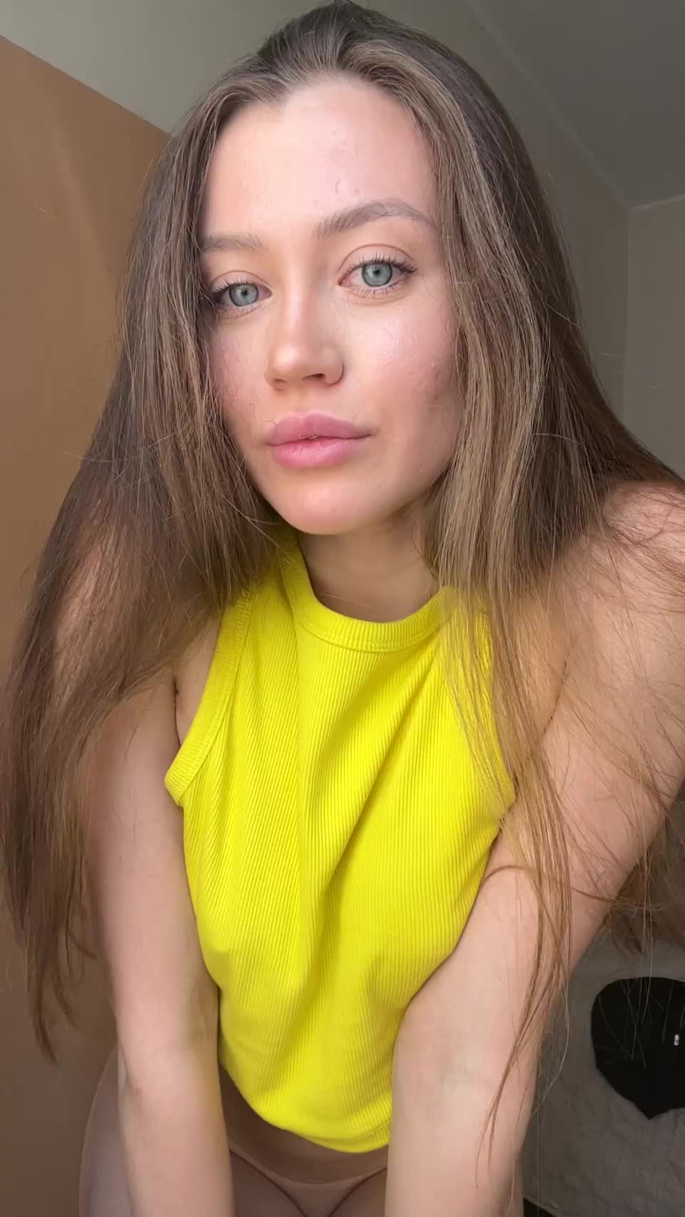 I want to be licked all day - free porn video