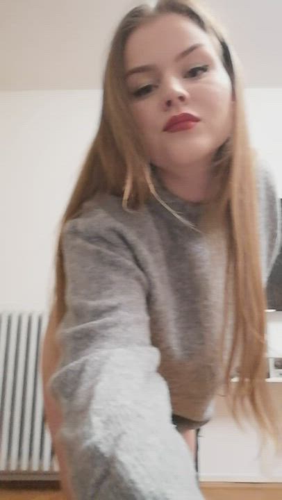 (18) Still kinda insecure about my chubby tummy… would you still fuck me? - free porn video