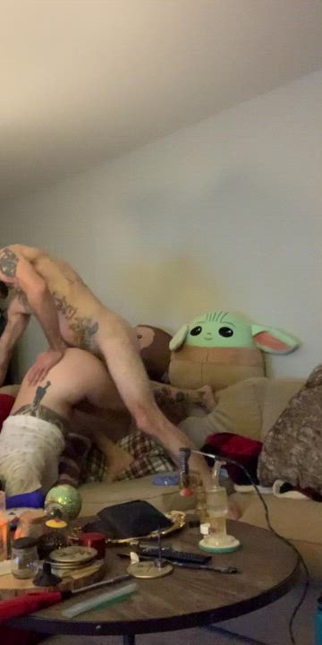 As she cums harder and harder her legs get shaking crazy - free porn video