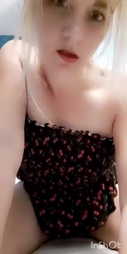 Birthing hips - free porn video