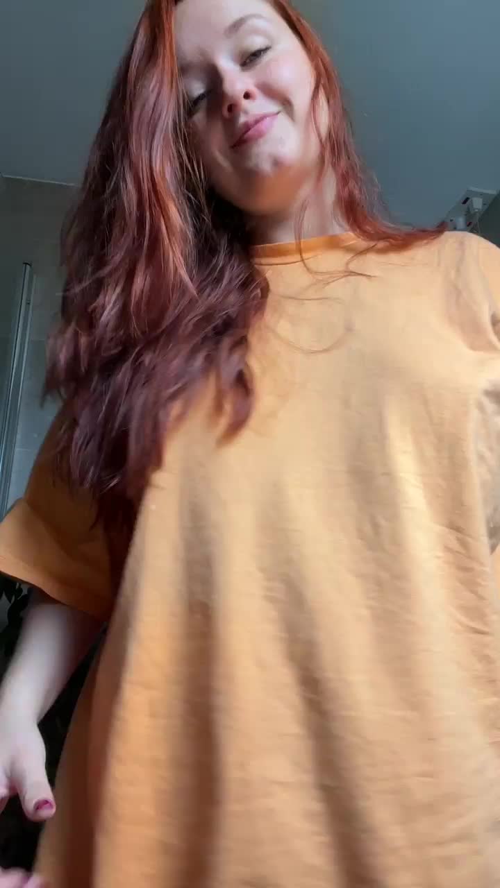 Curvy redheads taste best - free porn video