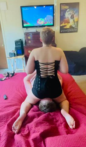 Getting power moons while he worships my power moon 🌙 - free porn video