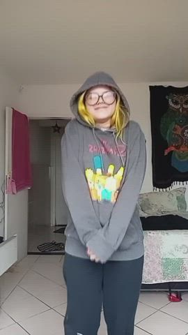 The cold doesnt put out my fire haha - free porn video
