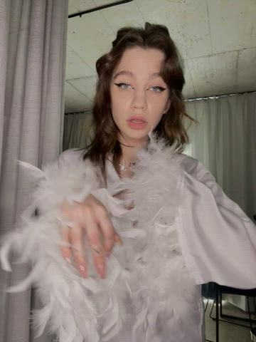 Would you fvck me while my bf is at work? - free porn video