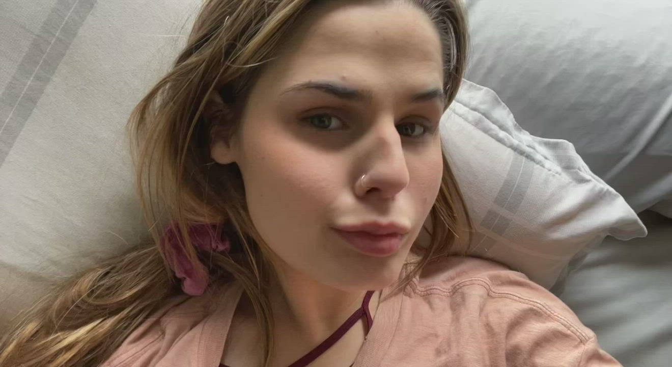 I want my pussy played with - free porn video