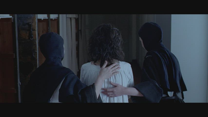 Juliette Binoche hot milf body in french movie Camille Claudel 1915 (2013) - slowed at 60fps + zoom - free porn video