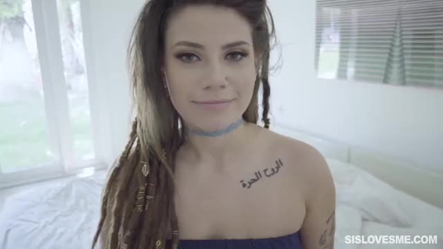 Stepsister Stash Snatch Porn GIF - free porn video