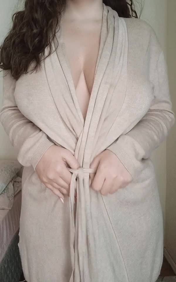 Time for you to fuck this juicy body babe ;) - free porn video