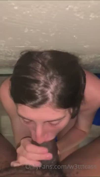 Face fucking and deepthroating skinny GF - free porn video