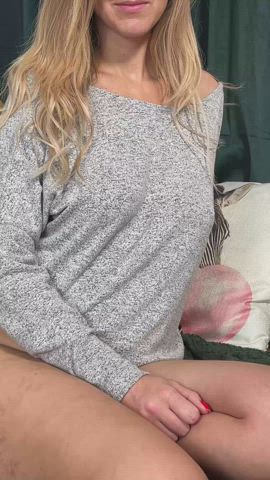 Just a real, hairy milf chillin in her bed - free porn video