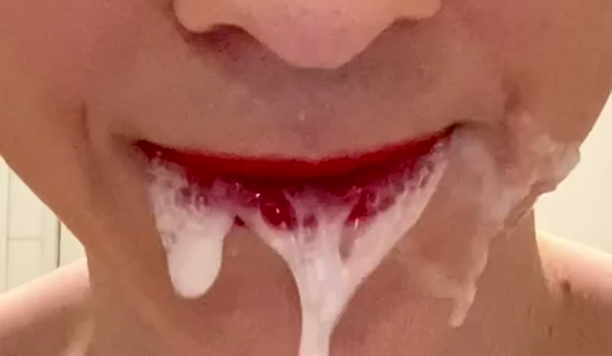 Do you think I have a nice smile? - free porn video