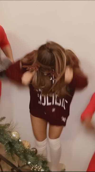 Ariana Grande - MV - Legs on Stairs, Looped, Cropped, Dain'd and AI'd - free porn video