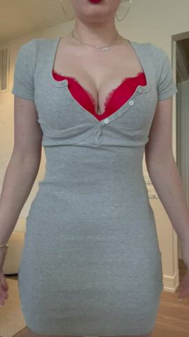 I don’t usually wear bras as they’re so uncomfortable. The girls need to be freed - free porn video