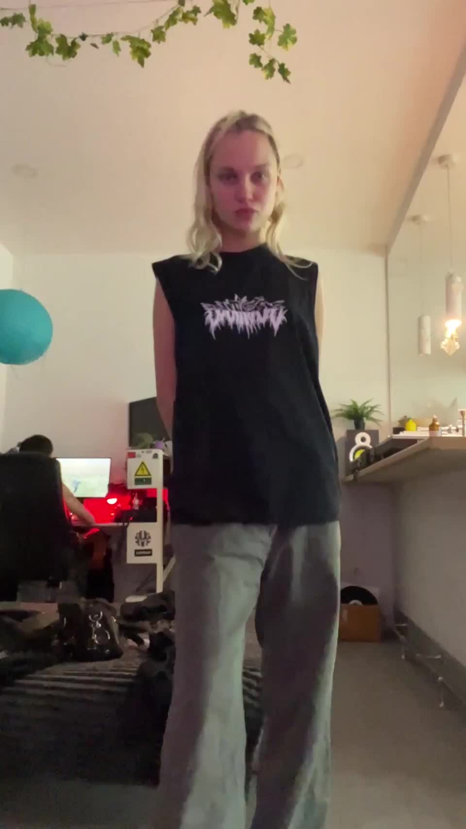 Did someone order a 90 pound, nerdy girl - free porn video