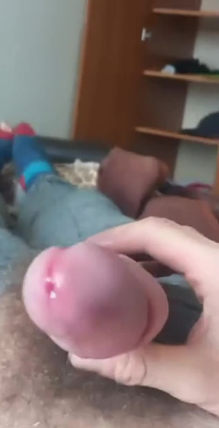 Little cum leak - free porn video